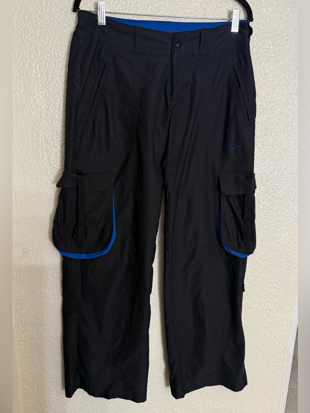 Women’s Vintage Nike Y2K Black And Blue cotton blend Cargo Pants size Small